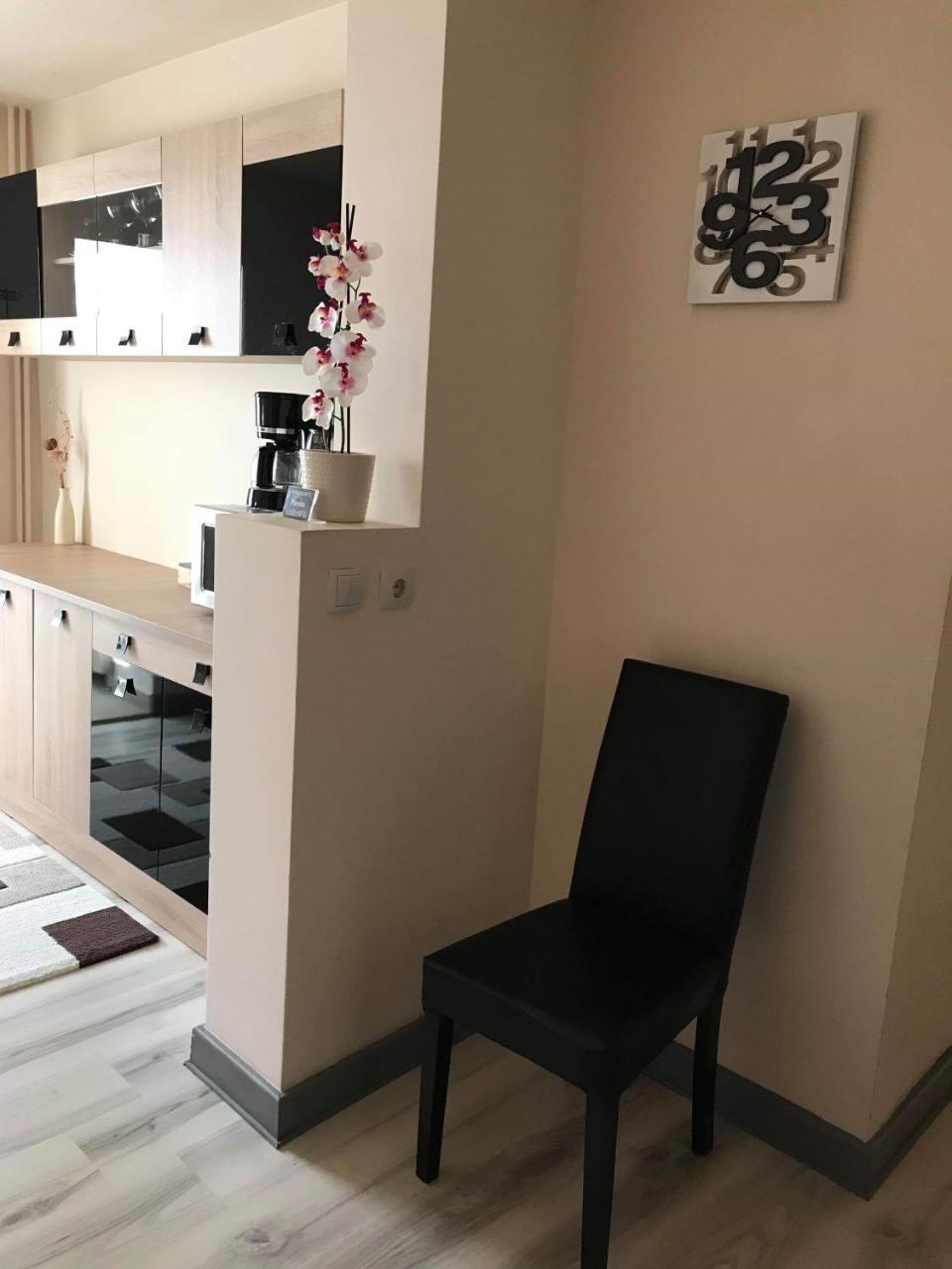 Boulevard Apartment Nagyvárad Kültér fotó
